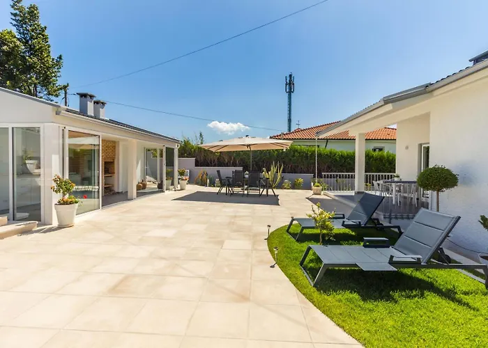 Casa De Monsanto | * Lamego