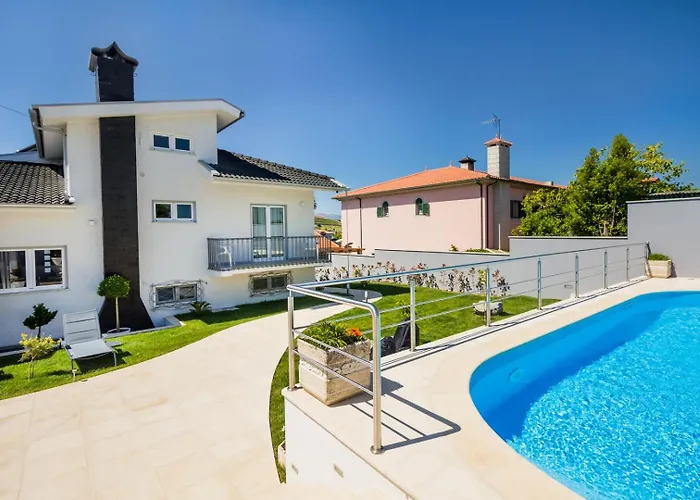 Casa De Monsanto | * Lamego